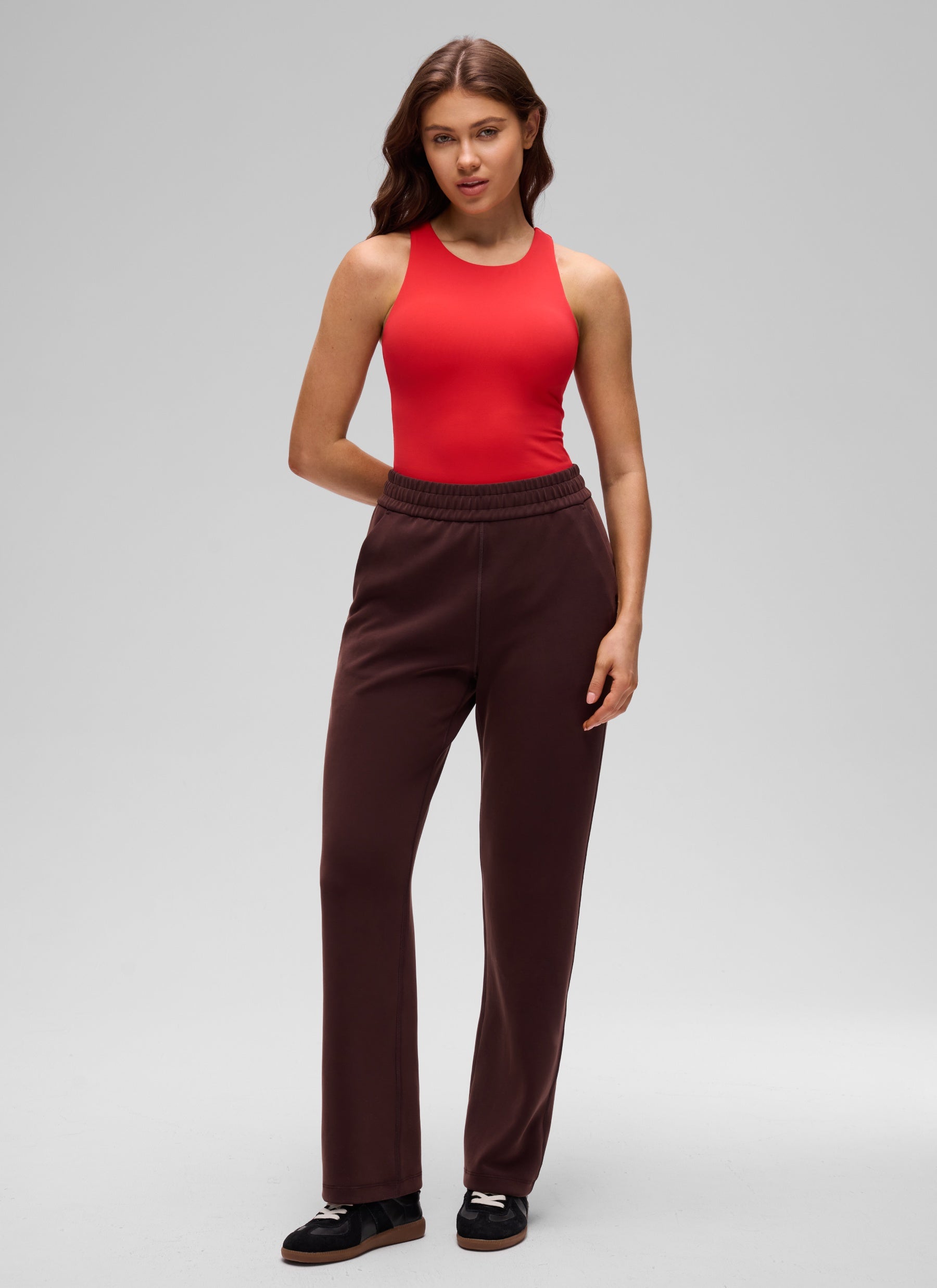 CRZ YOGA Women's Yoga Slim Fit Top Butterluxe Tank Racerback High Neck Deep Red @model_info:Valeria