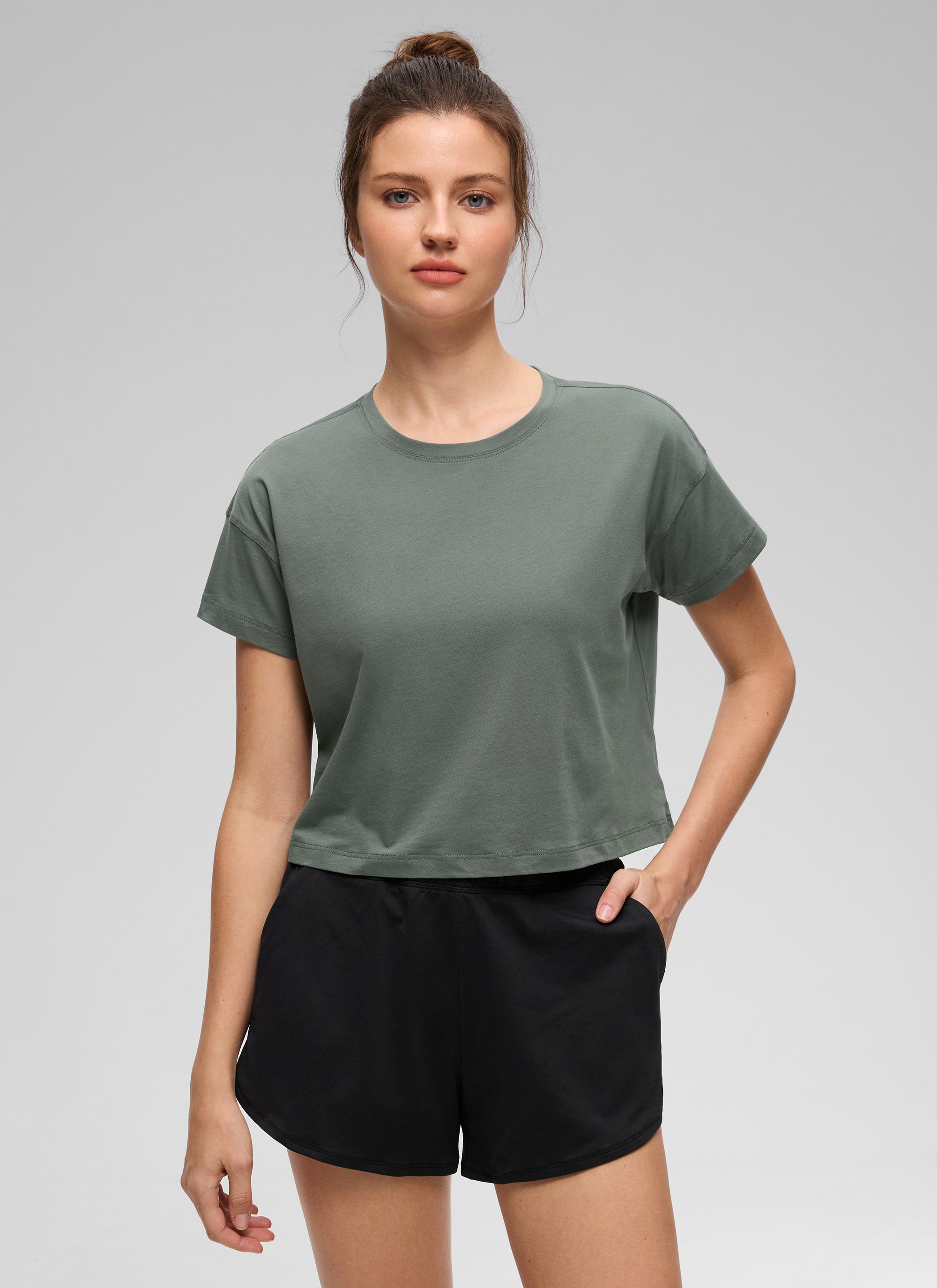 CRZ YOGA Women's Yoga Relaxed Fit Shirt Pima Cotton Crop Short Sleeves Grey Sage