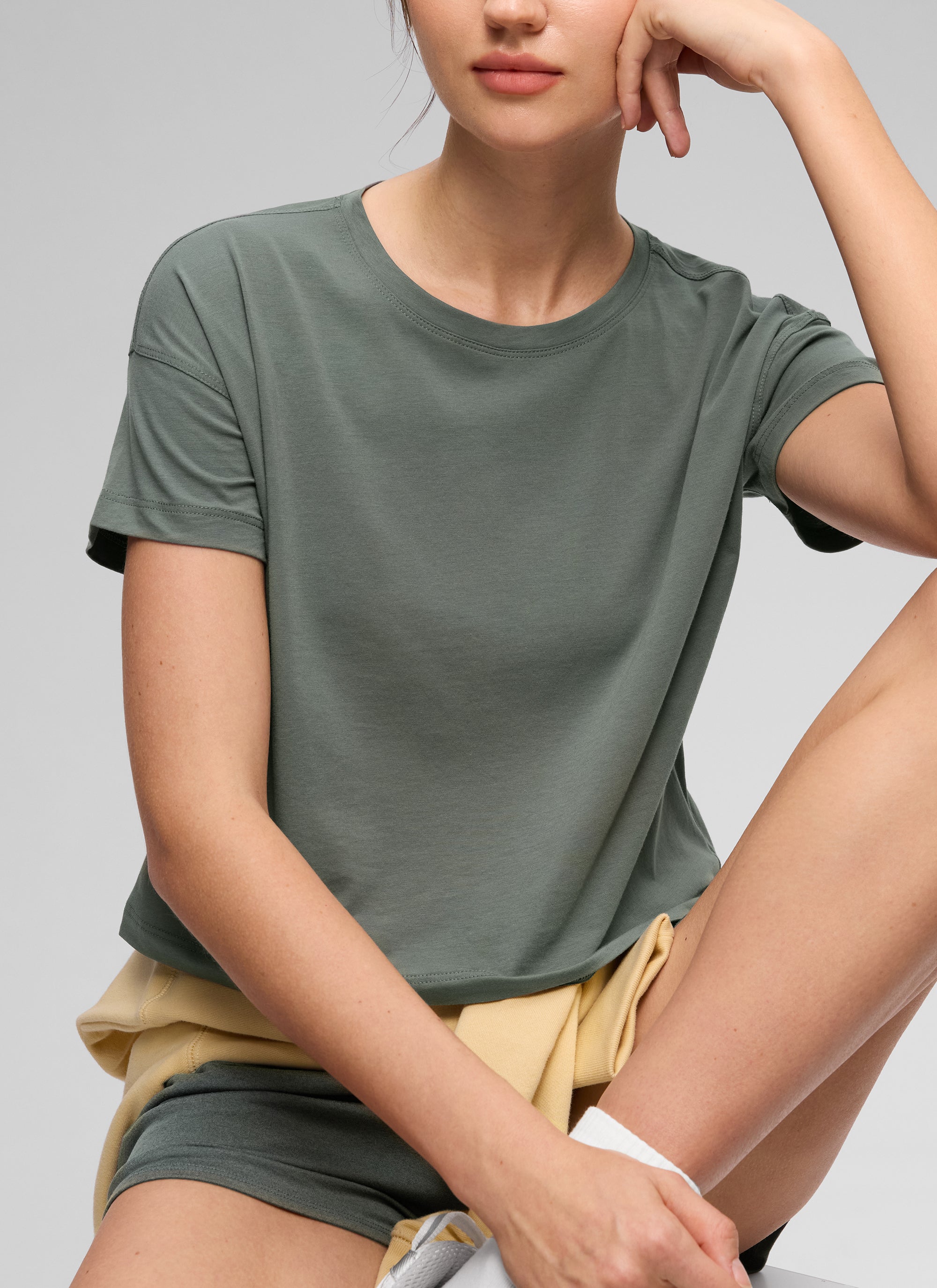 CRZ YOGA Women's Yoga Relaxed Fit Shirt Pima Cotton Crop Short Sleeves Grey Sage