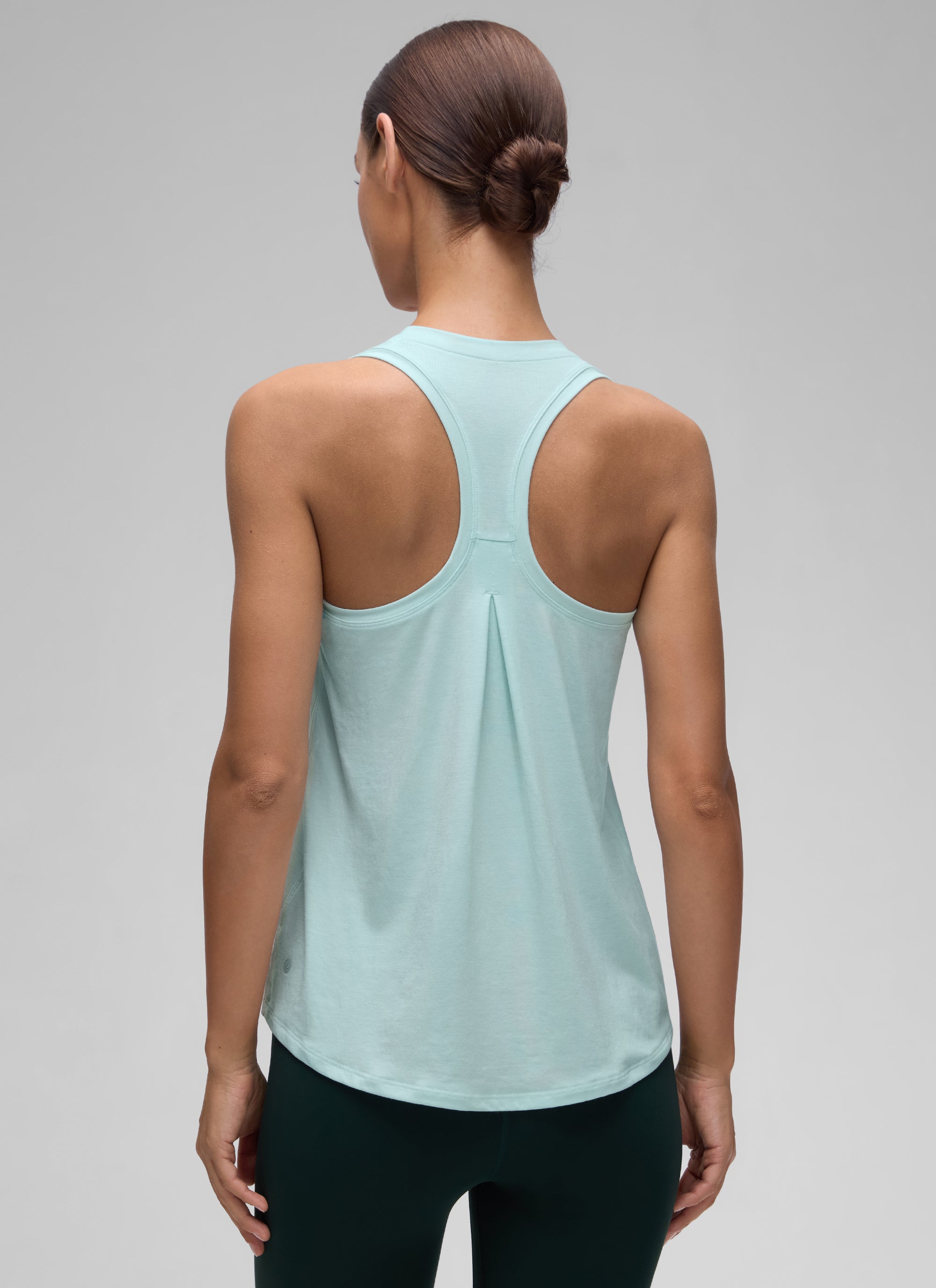 CRZ YOGA Women's Racerback Tank Tops High Crewneck Sleeveless Soft Flowy Skylight Green