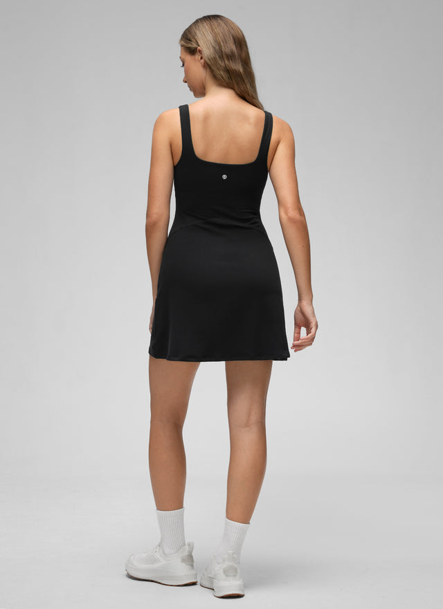 CRZ YOGA Women Butterluxe Square Neck Shelf Bra Tennis Dresses A line Black @model_info:Kate