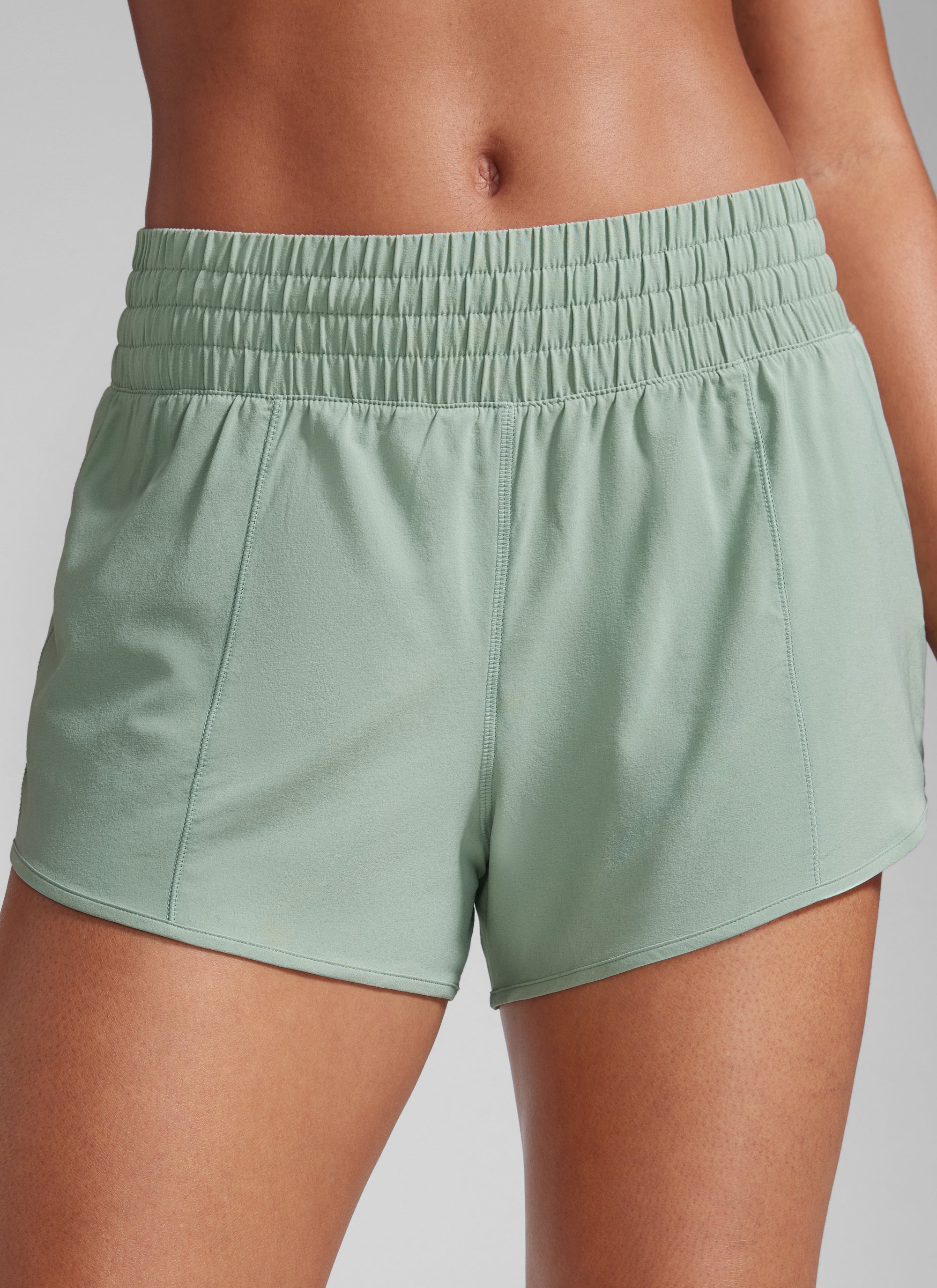 CRZ YOGA Women's Running Feathery-Fit High Rise Lined Shorts 2.5'' Green Palm Court