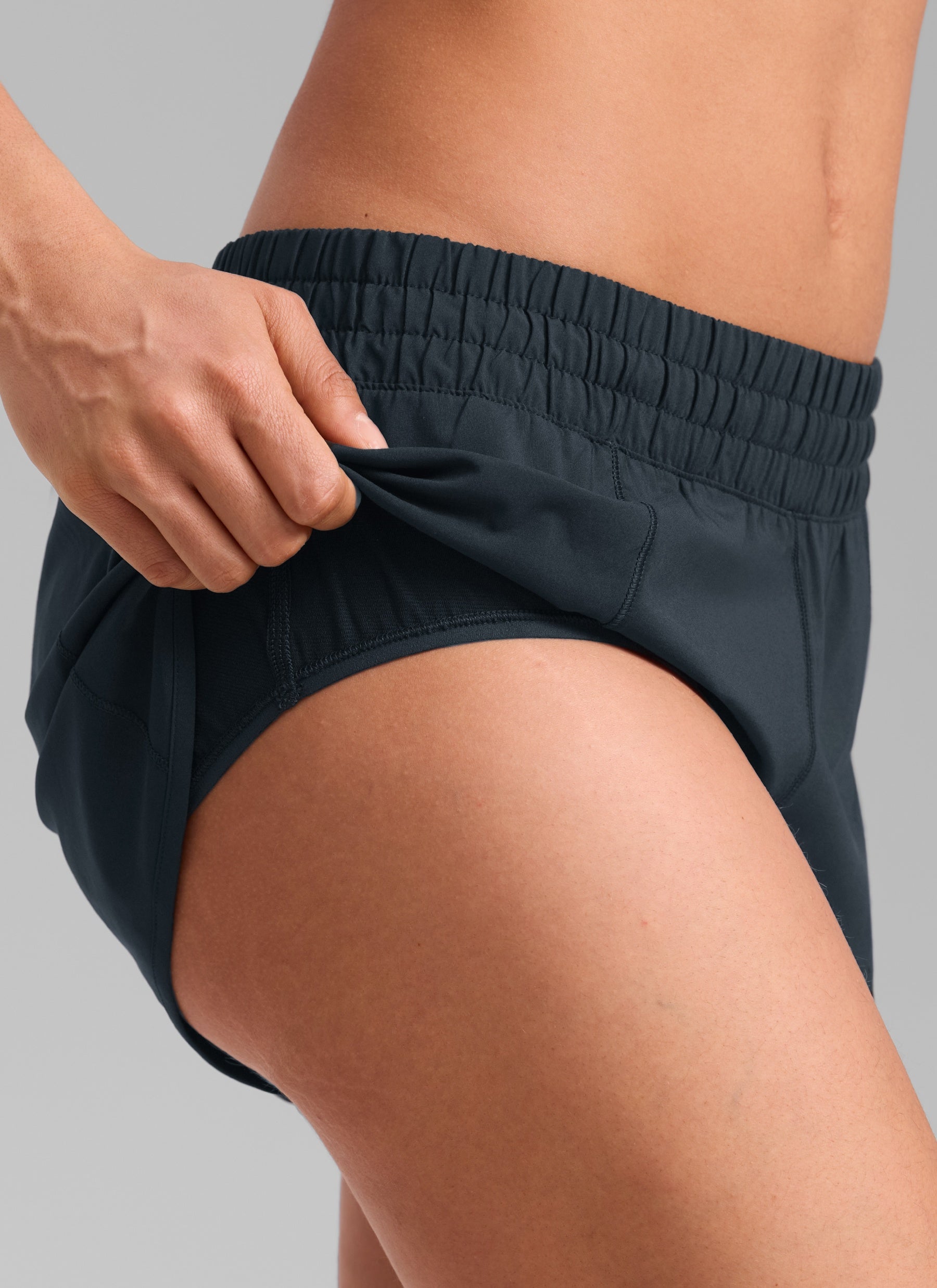 CRZ YOGA Women's Running Feathery-Fit Low Rise Lined Shorts 2.5'' True Navy