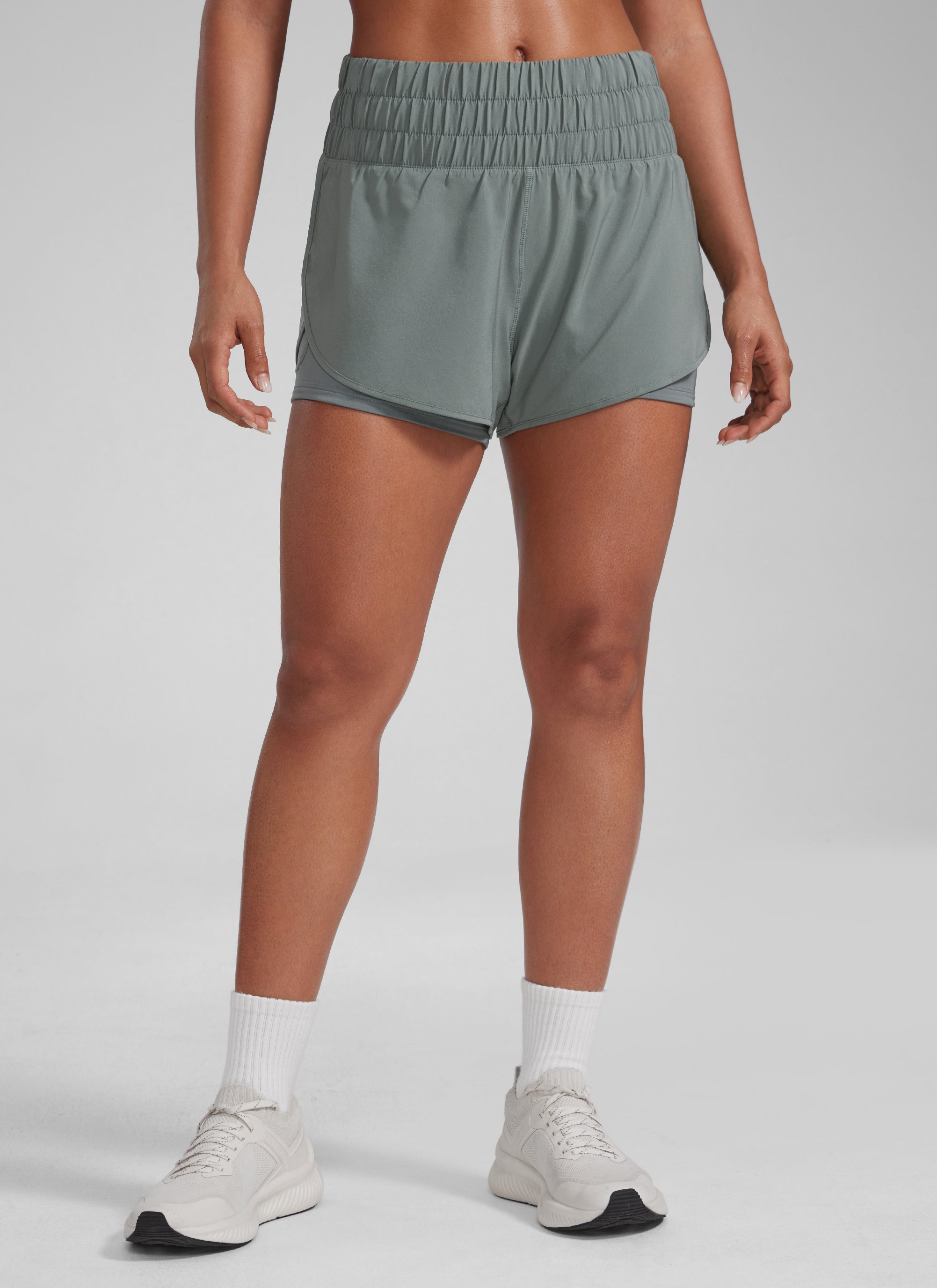 Feathery-Fit Soft  2 in 1 High Rise Short 3''