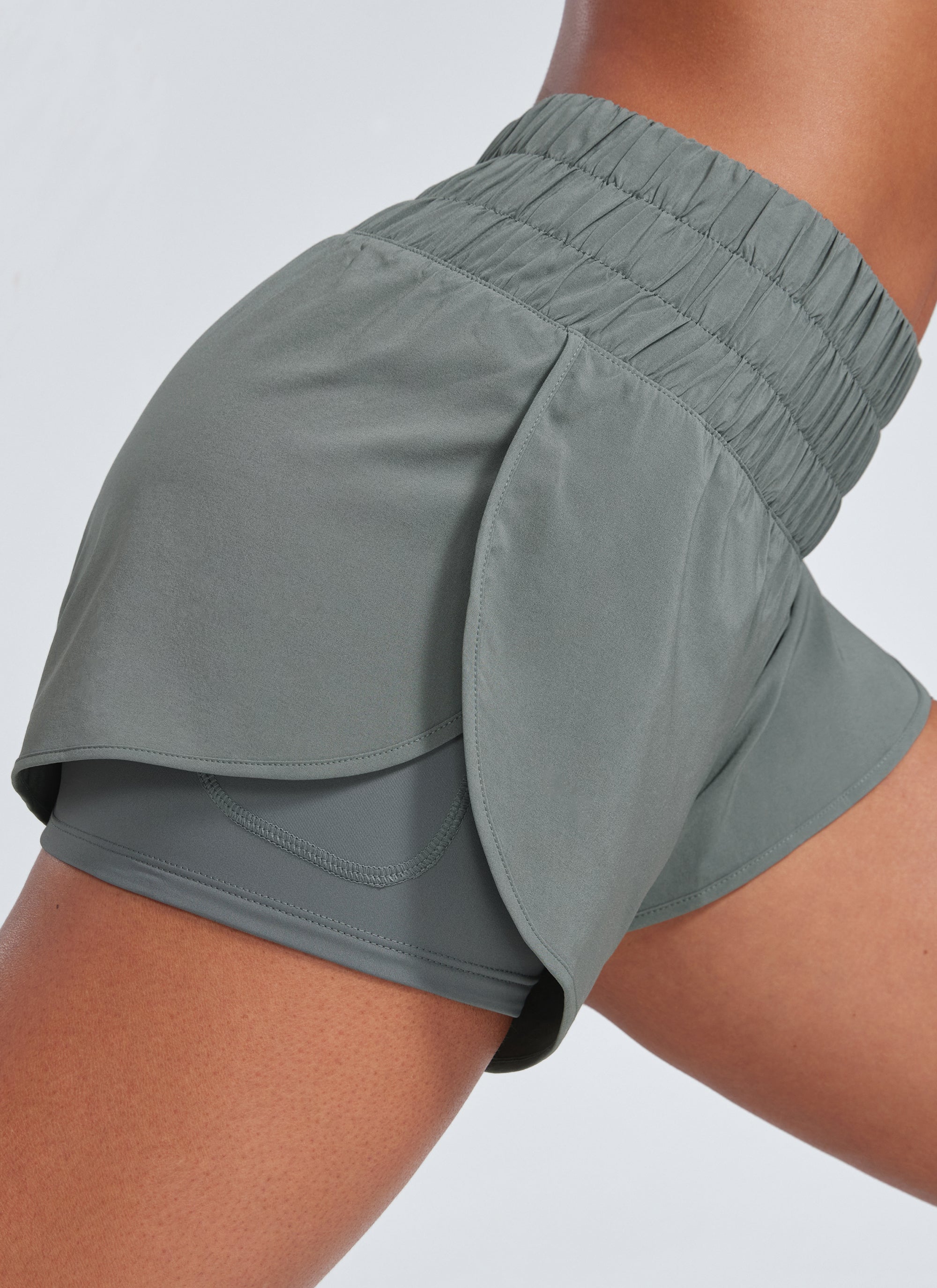 CRZ YOGA Women's Train High-Rise 2 in 1 Shorts with Pocket 3'' Grey Sage @model_info:Crystal