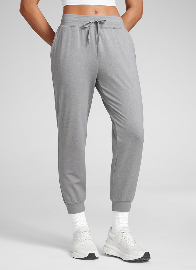 CRZ YOGA Women's Cloud Jersey Capri Joggers 25'' with Pockets Hot Fudge Brown