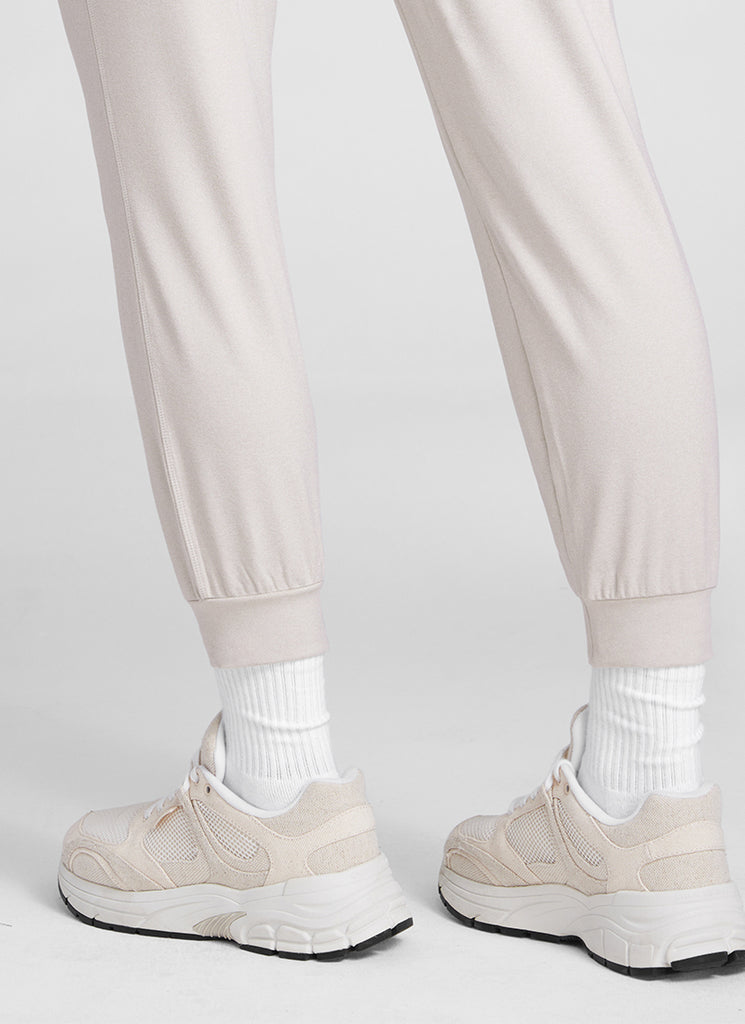 CRZ YOGA Women's Cloud Jersey Capri Joggers 25'' with Pockets Sterling