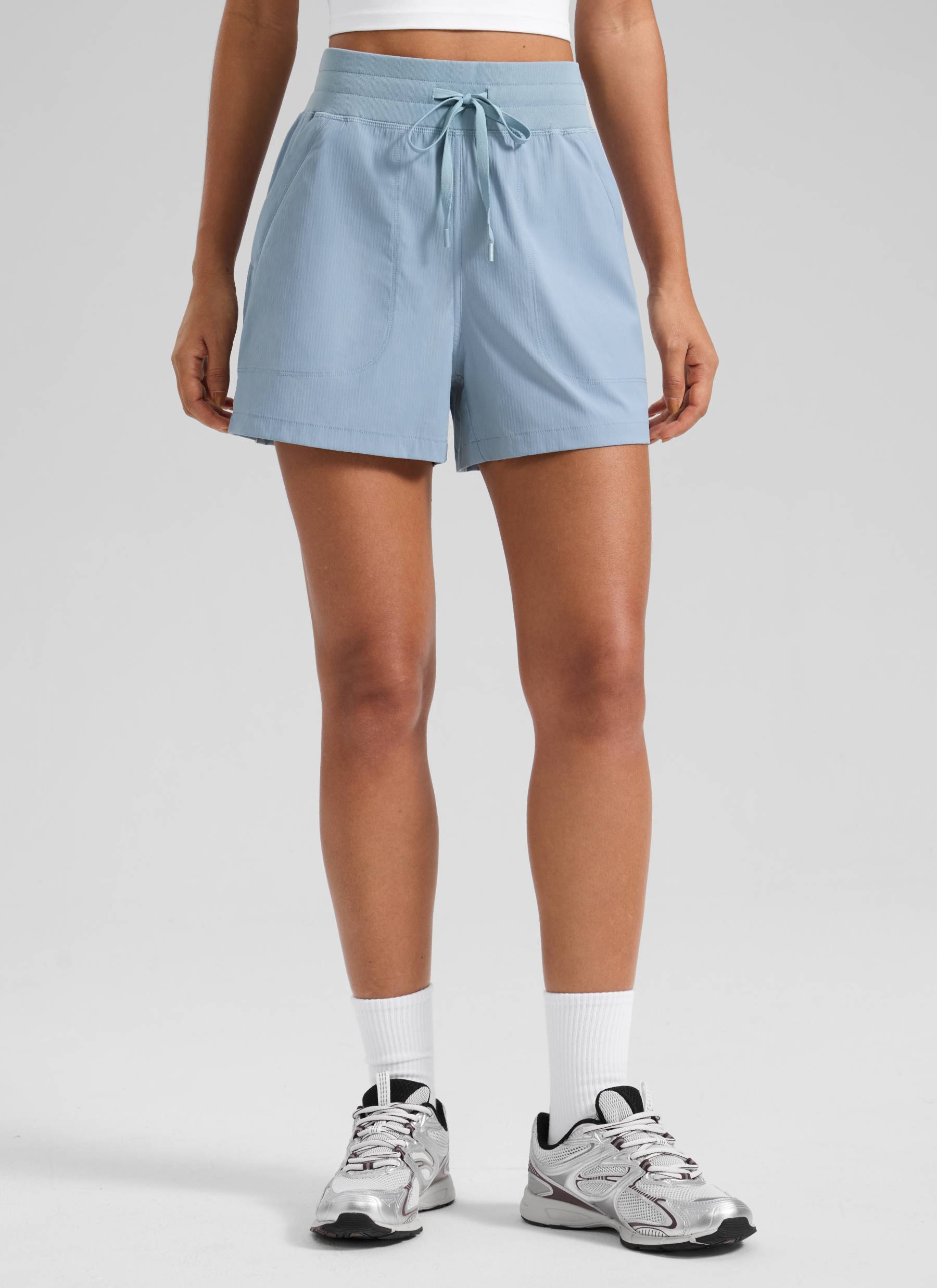 CRZ YOGA Women's Casual High Rise Drawstring Pocketed Shorts 3.5