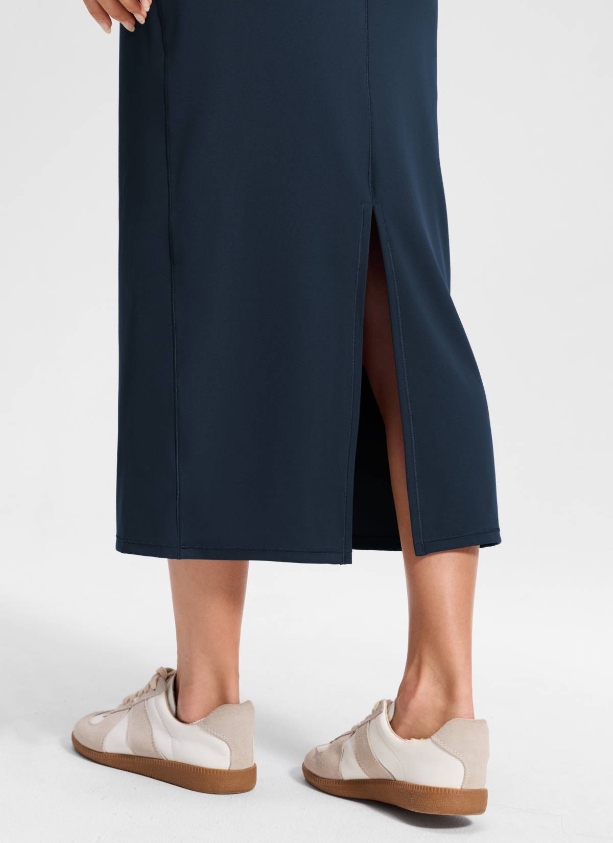 CRZ YOGA Women's Butterlift High Rise Slim Fit Maxi Pencil Skirt True Navy @model_info:Anna