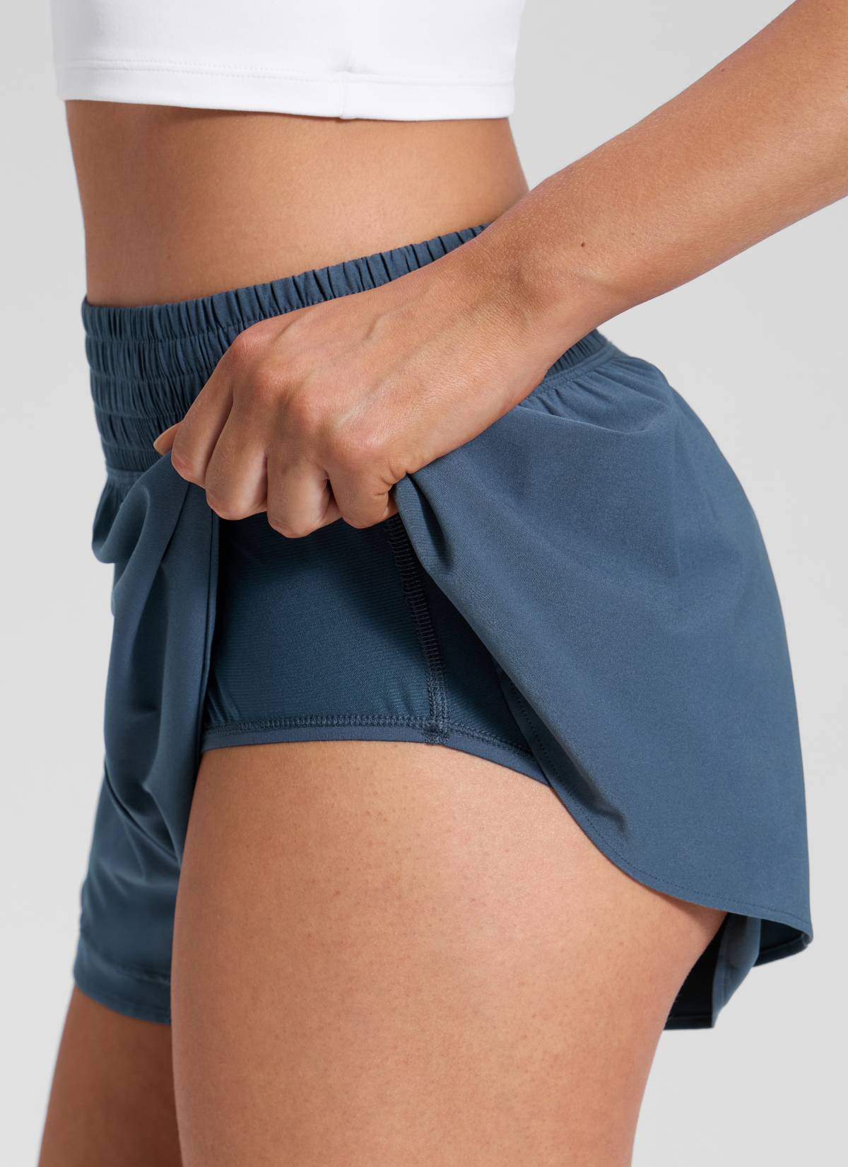 CRZ YOGA Women's Feathery-Fit Drapey Tennis High Rise Flowy Short 2.5