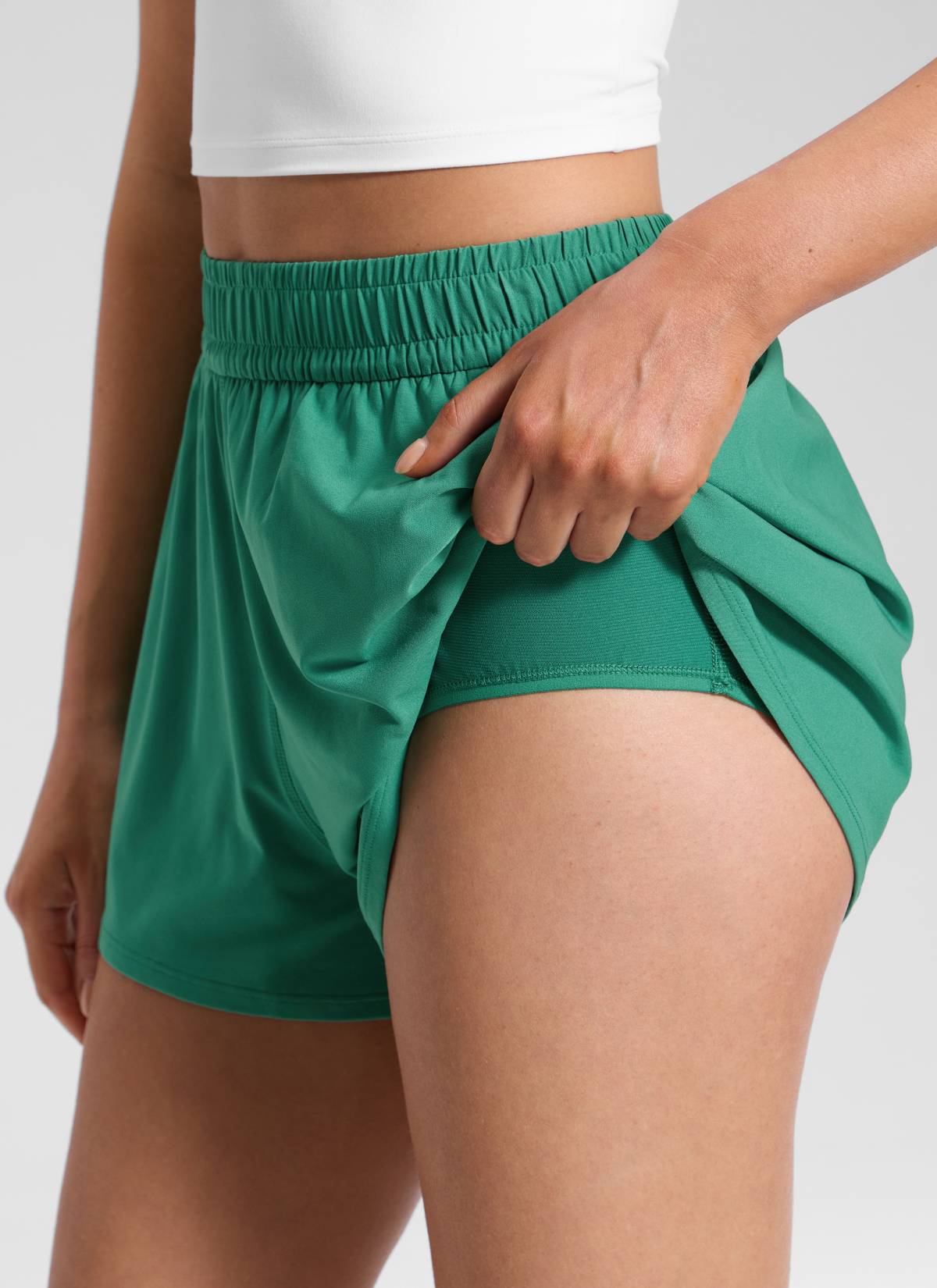 CRZ YOGA Women's Feathery-Fit Drapey High Rise Relaxed Fit Shorts 2.5