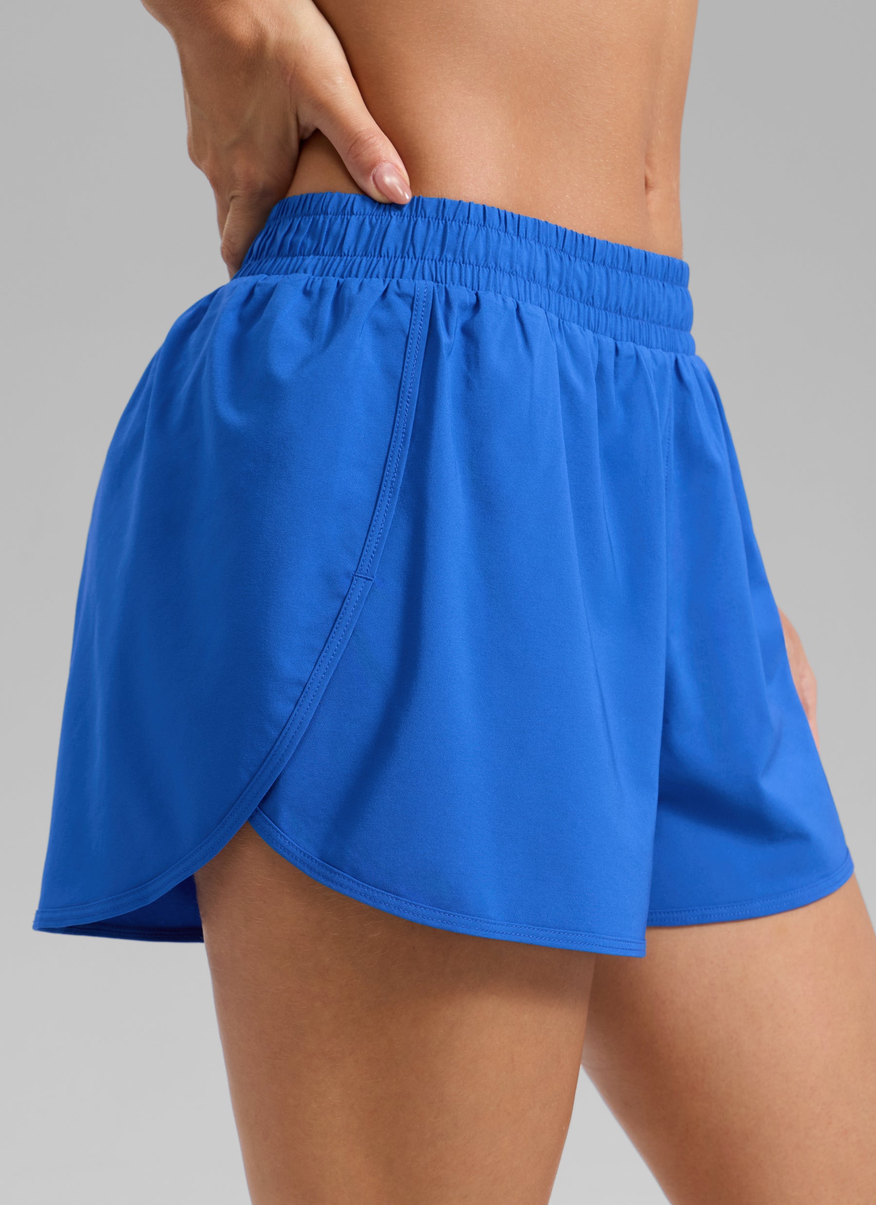 CRZ YOGA Women's Feathery-Fit Soft Workout Mid Rise Split Shorts 2.5'' Sparkle Blue