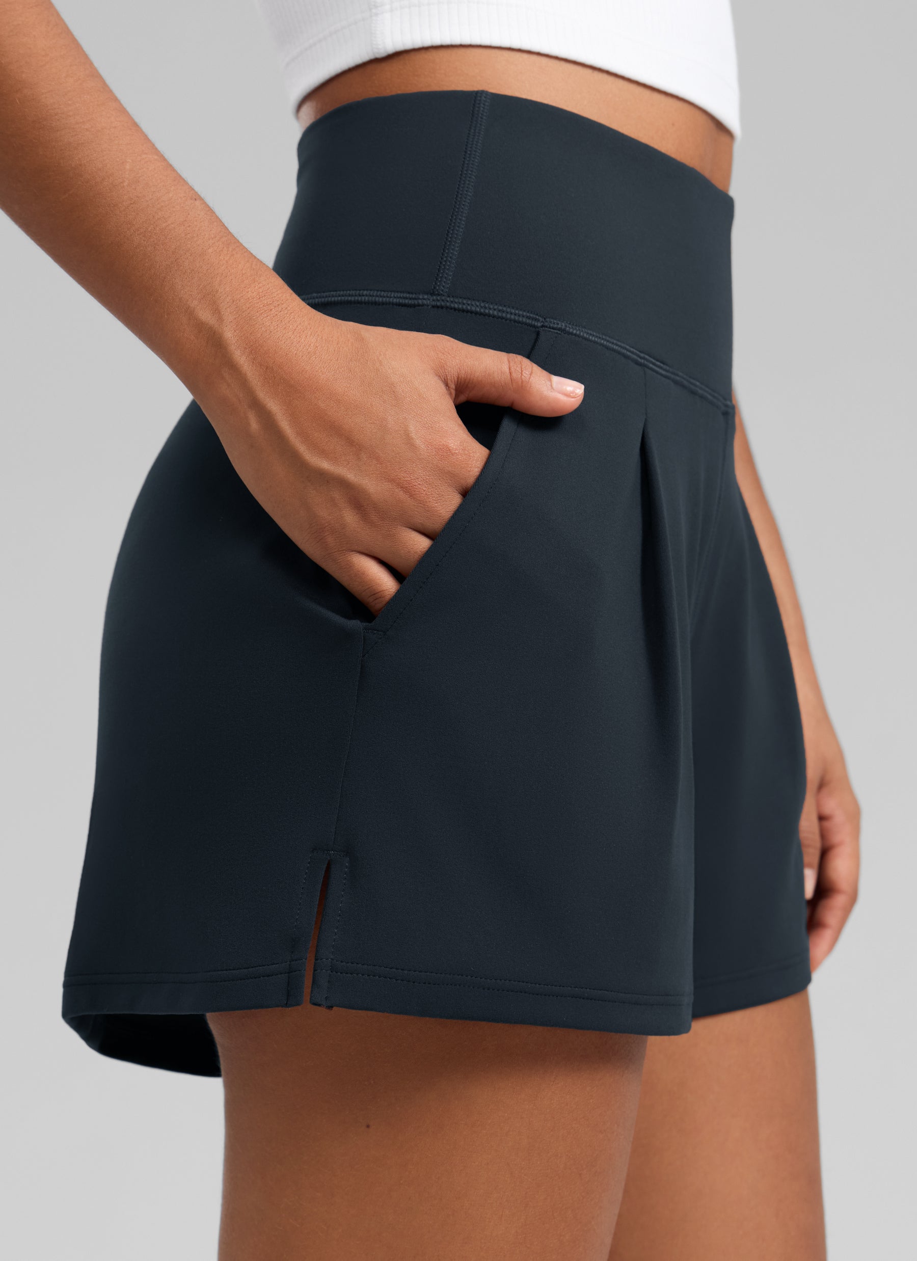 CRZ YOGA Women’s Butterluxe Casual Pocket Linerless Shorts 3