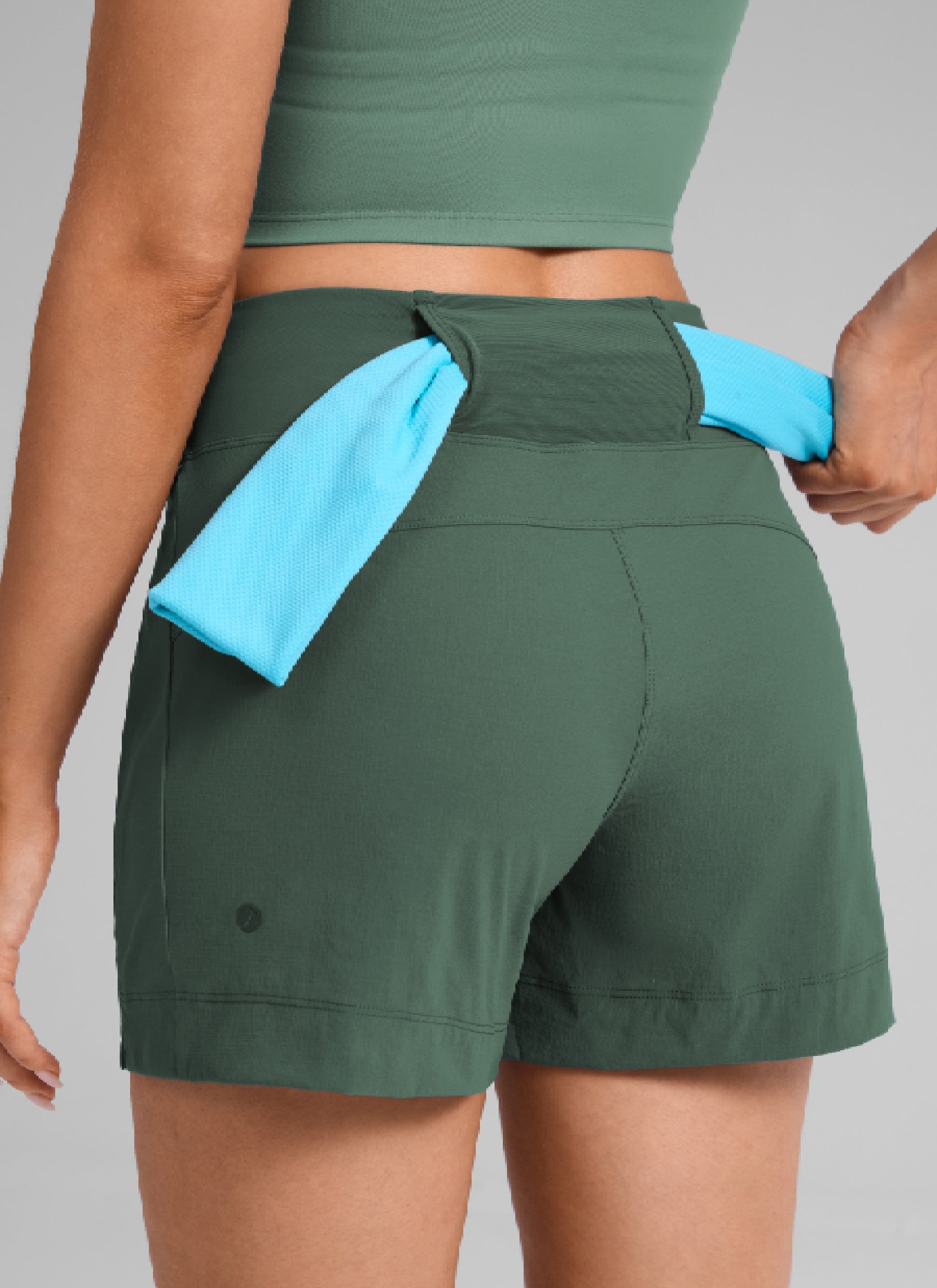 CRZ YOGA Women's Hiking Ripstop Mid-Rise Hiking Shorts Zip Pockets 4'' Dark Forest Green