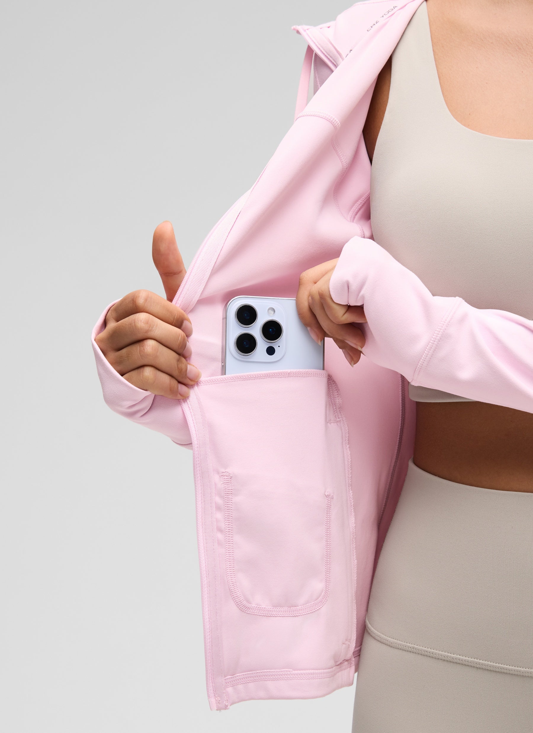 CRZ YOGA Women's Butterluxe Slim Fit Pocket Outerwear Full Zip Hoodies Pink Peony @model_info:Liss