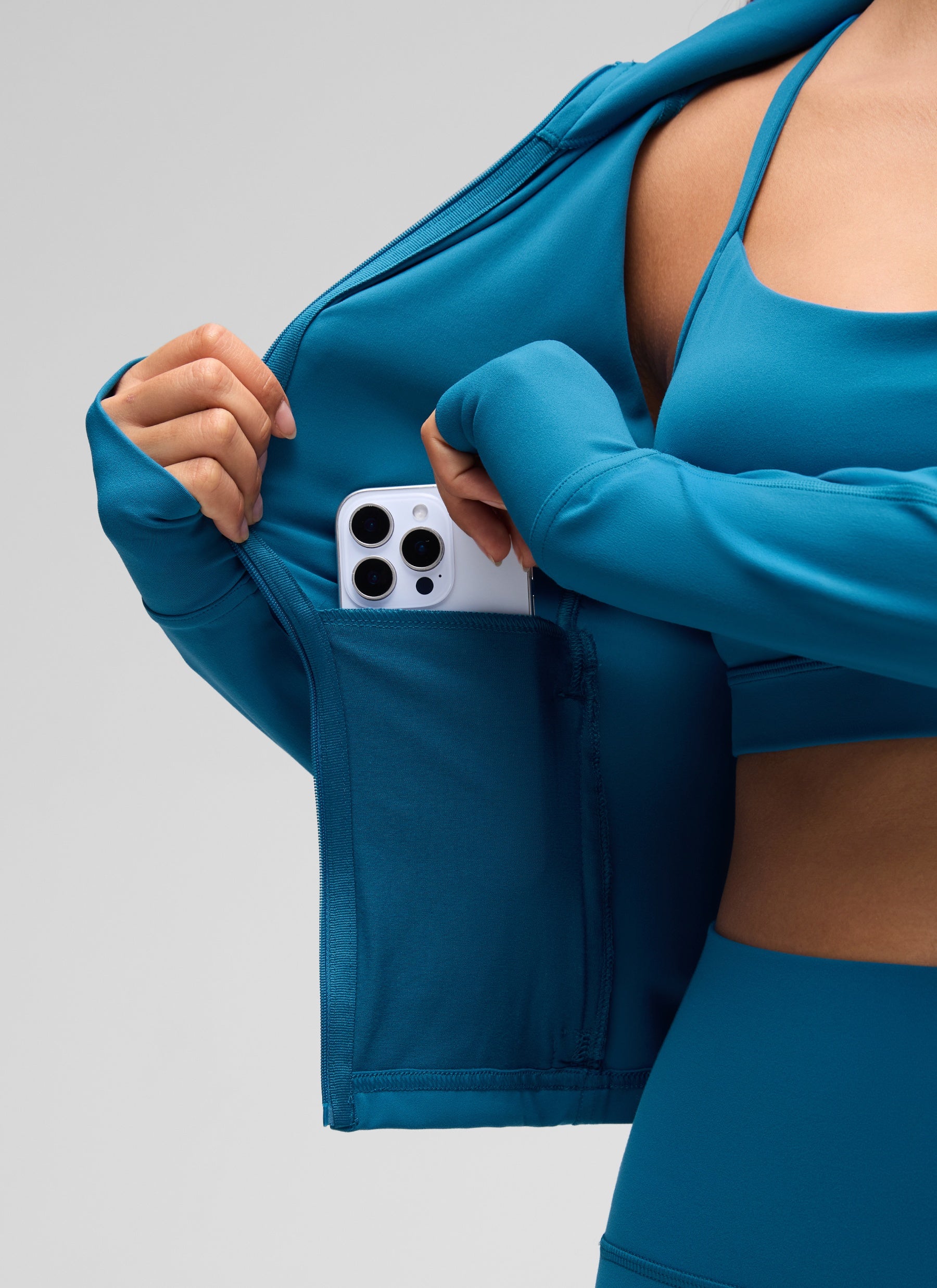 CRZ YOGA Women's Butterluxe Cropped Pocket Outerwear Full Zip Jackets Super-sonic Blue @model_info:Liss
