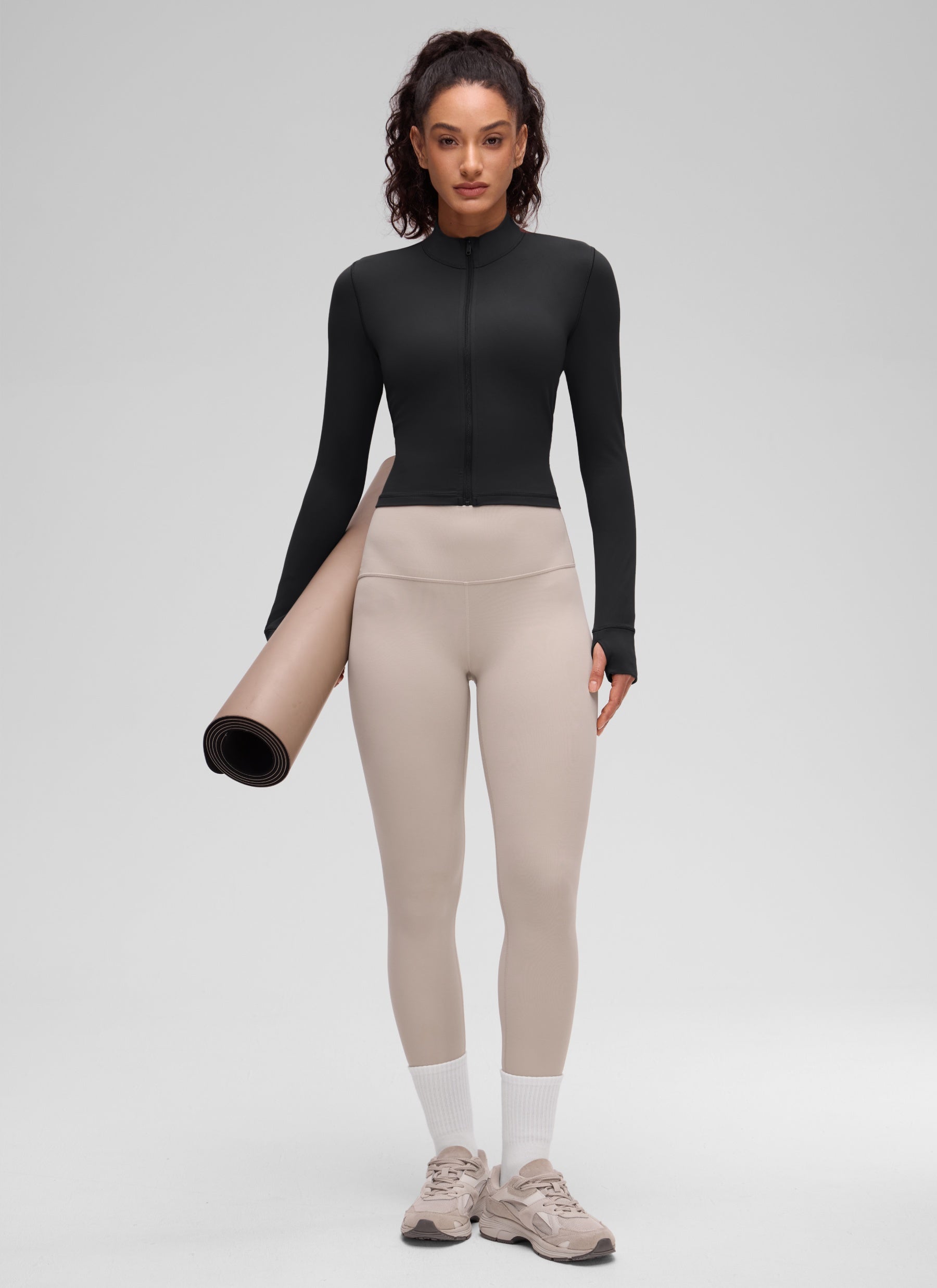 CRZ YOGA Women's Butterluxe Cropped Outerwear Full Zip Jackets Black @model_info:Larissa