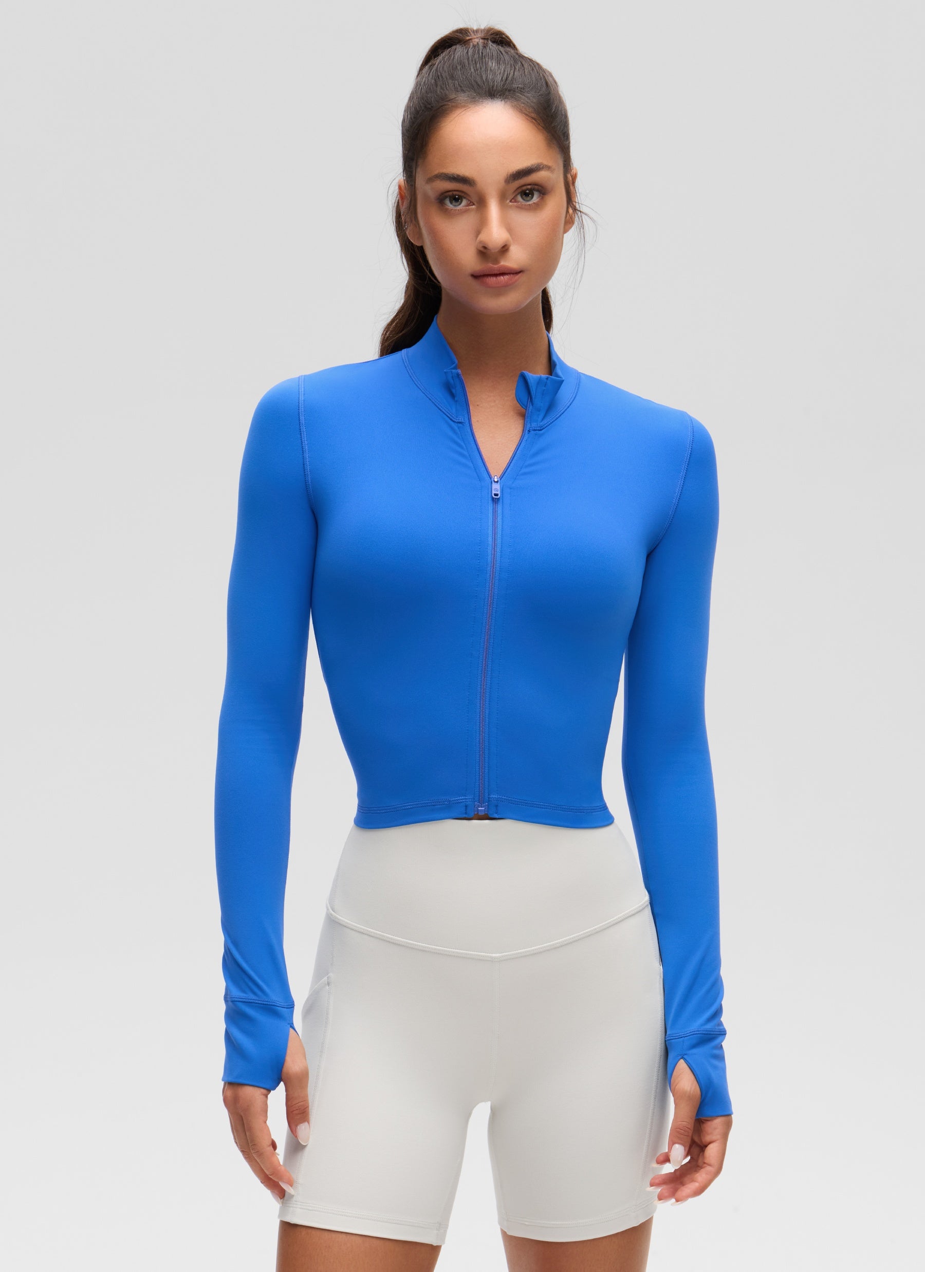 CRZ YOGA Women's Butterluxe Cropped Outerwear Full Zip Jackets Sparkle Blue @model_info:Isidora
