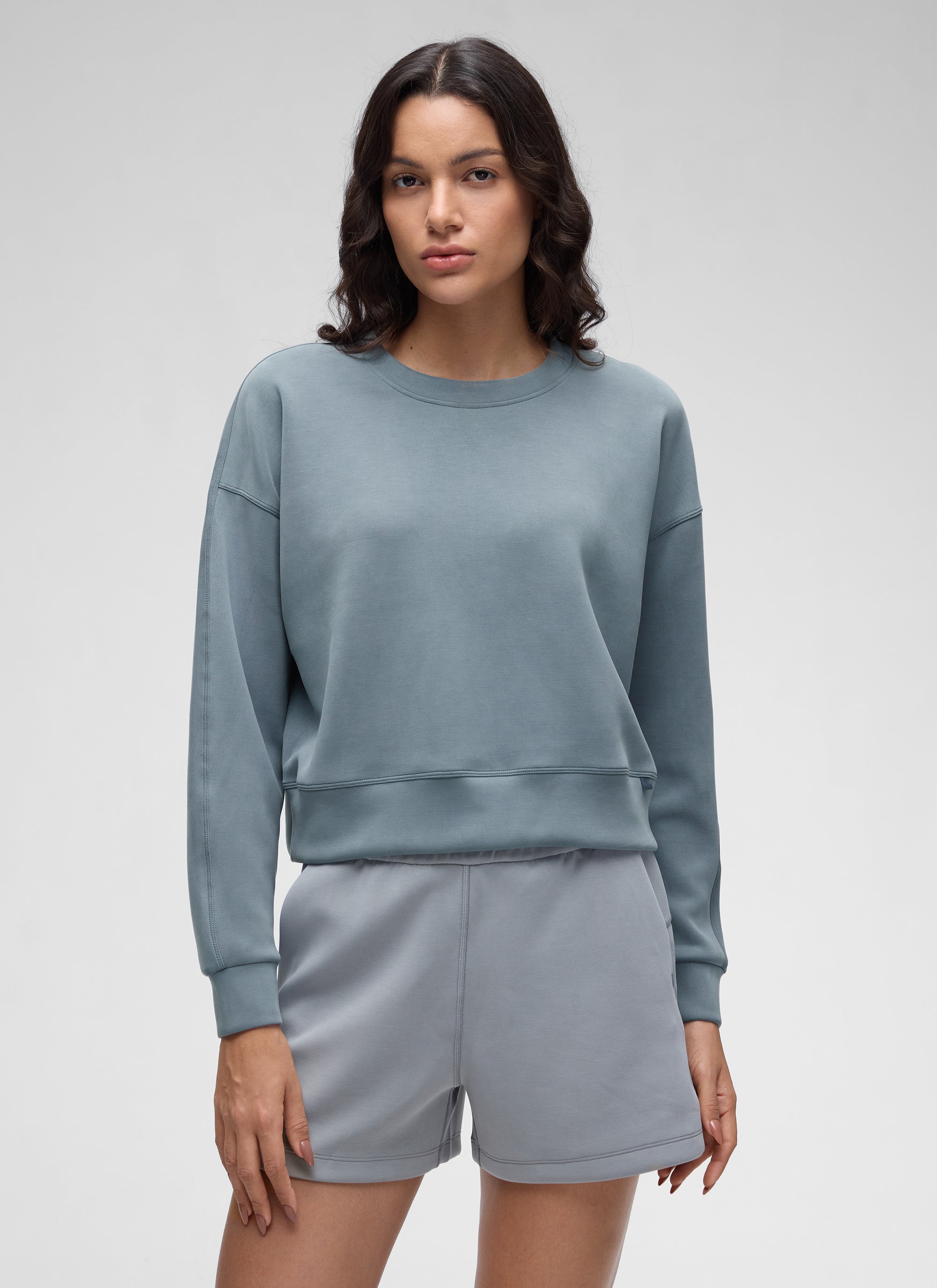 CRZ YOGA Womens SoftAura Basic Casual Sweat Shirt Crew Neck Pullover Belgian Blue @model_info:J