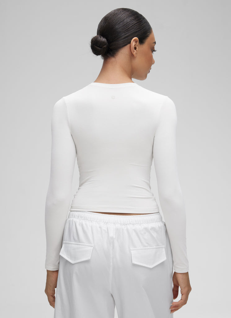 CRZ YOGA Women's Crew Neck Tight Fit Long Sleeve Shirts Casual Tee Black