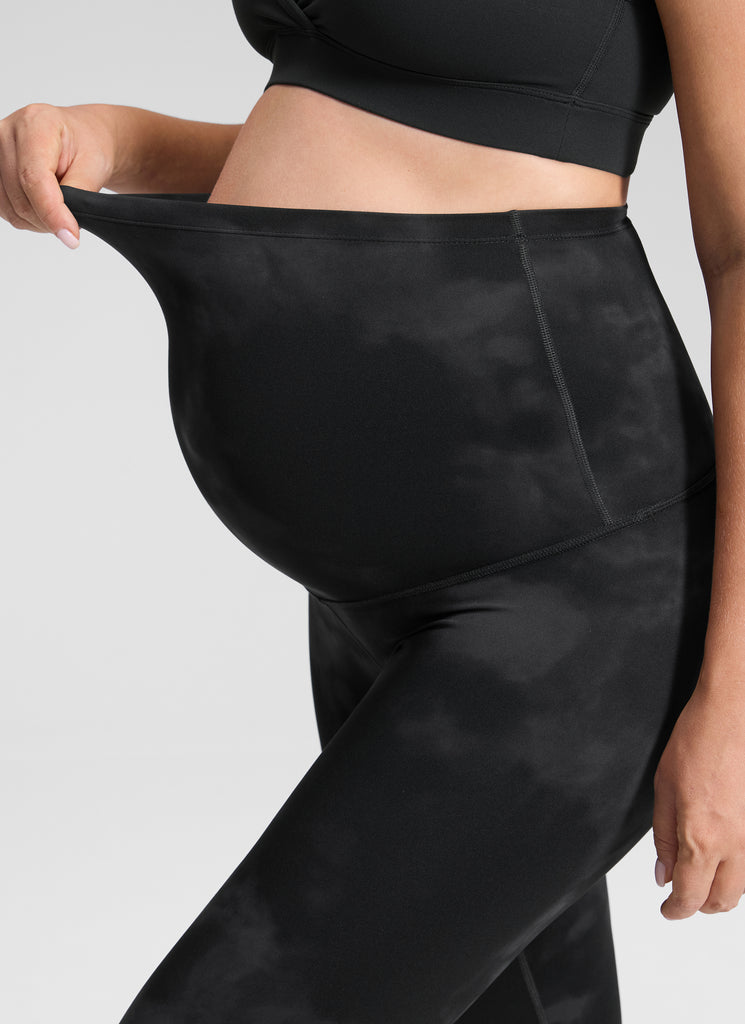 CRZ YOGA Women's Maternity Leggings Super High Rise Butterluxe 25'' Doe Brown