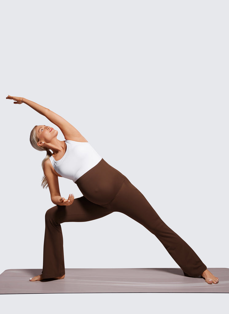 CRZ YOGA Women's Maternity Flare Leggings Pockets Butterluxe 31'' Hot Fudge Brown